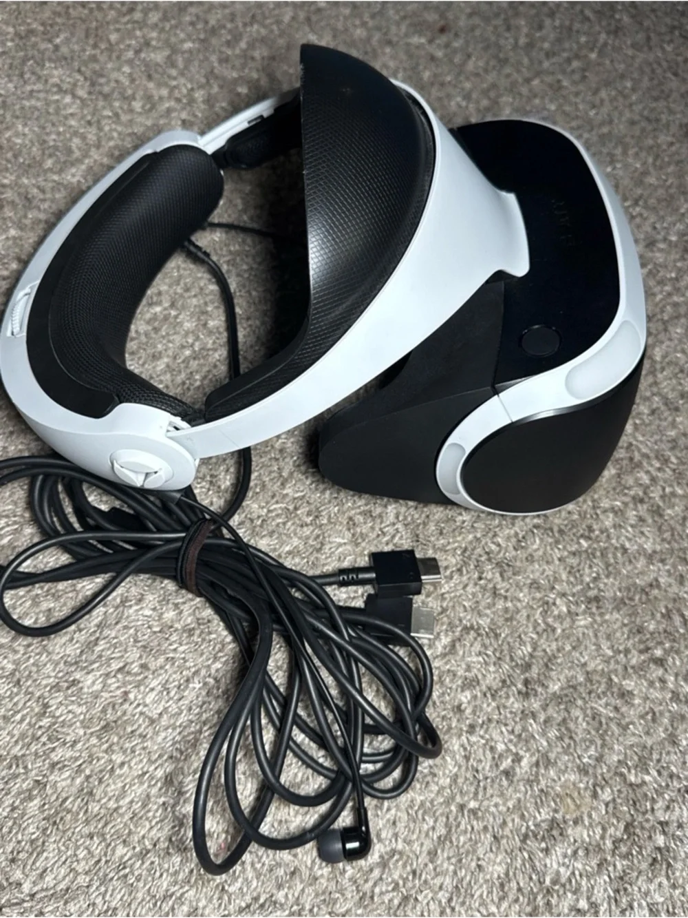 Sony White PS VR Headset Bundle with White Motion Controllers and Accessories